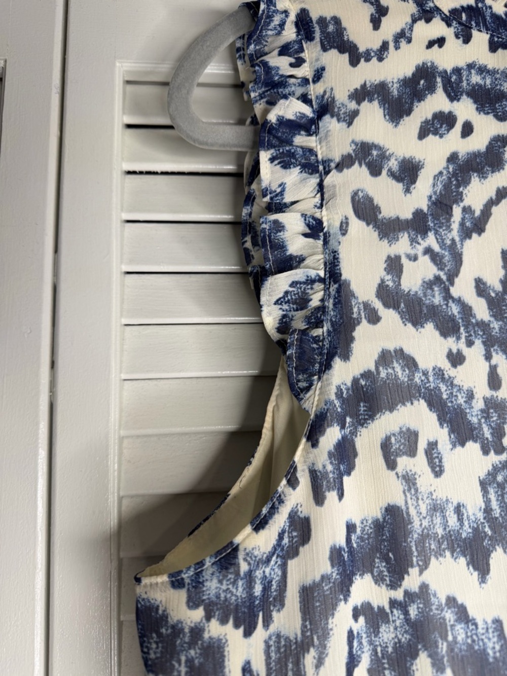 ELOQUII Elements Sleeveless Ruffle Trimmed ANIMAL IKAT BLUE Size 18 - Picture 7 of 13